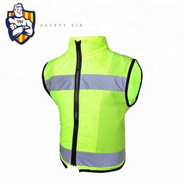 Gilet de sécurité en polyester à haute ténacité avec poches et gilet réfléchissant bon marché